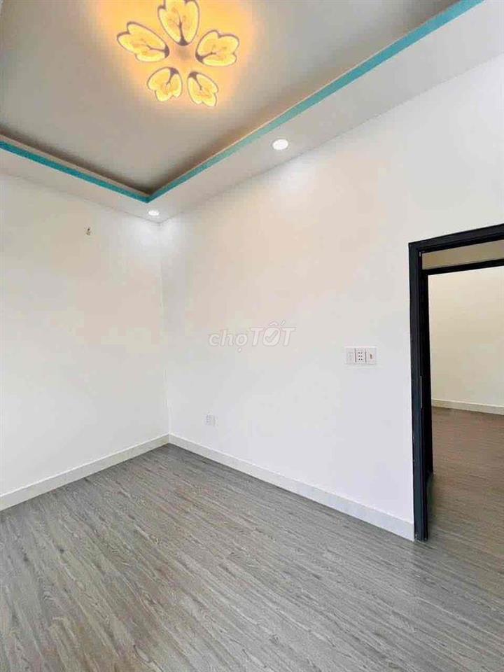 🔥🔥🔥nhà bán 1 lầu, mặt tiền hẻm gần , Phú Mỹ hưng quận 7🔥🔥🔥