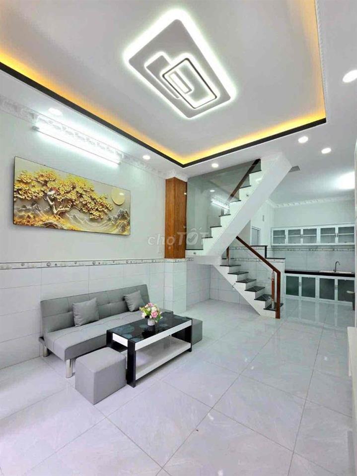 🔥 🔥 🔥nhà xây mới 1 lầu gần quận 7, gần chợ với trường học 🔥 🔥 🔥