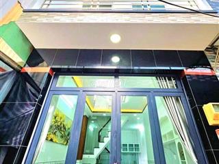 🔥 🔥 🔥nhà xây mới 1 lầu gần quận 7, gần chợ với trường học 🔥 🔥 🔥