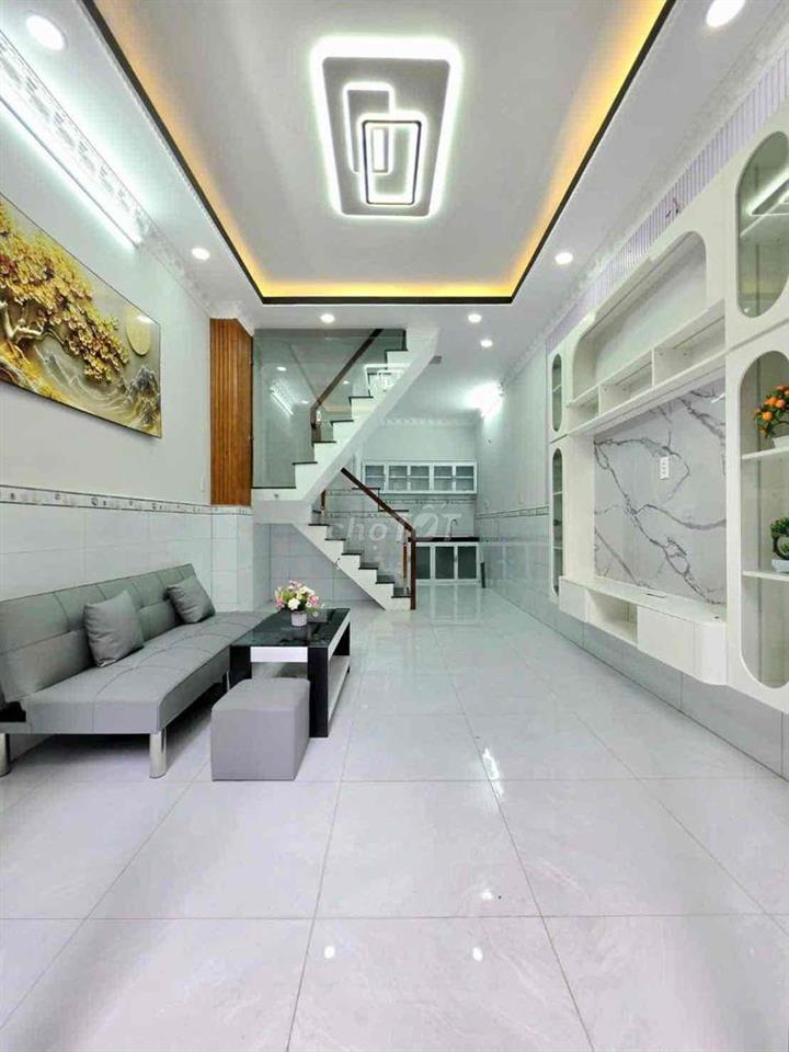 🔥 🔥 🔥nhà xây mới 1 lầu gần quận 7, gần chợ với trường học 🔥 🔥 🔥