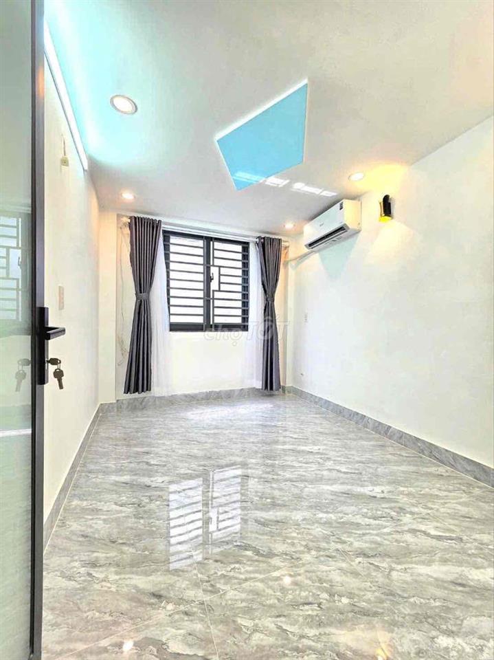 🔥 🔥 🔥nhà bán 1 lầu , có phòng ngủ dưới đất gần Phú Mỹ hưng quận 7 🔥 🔥