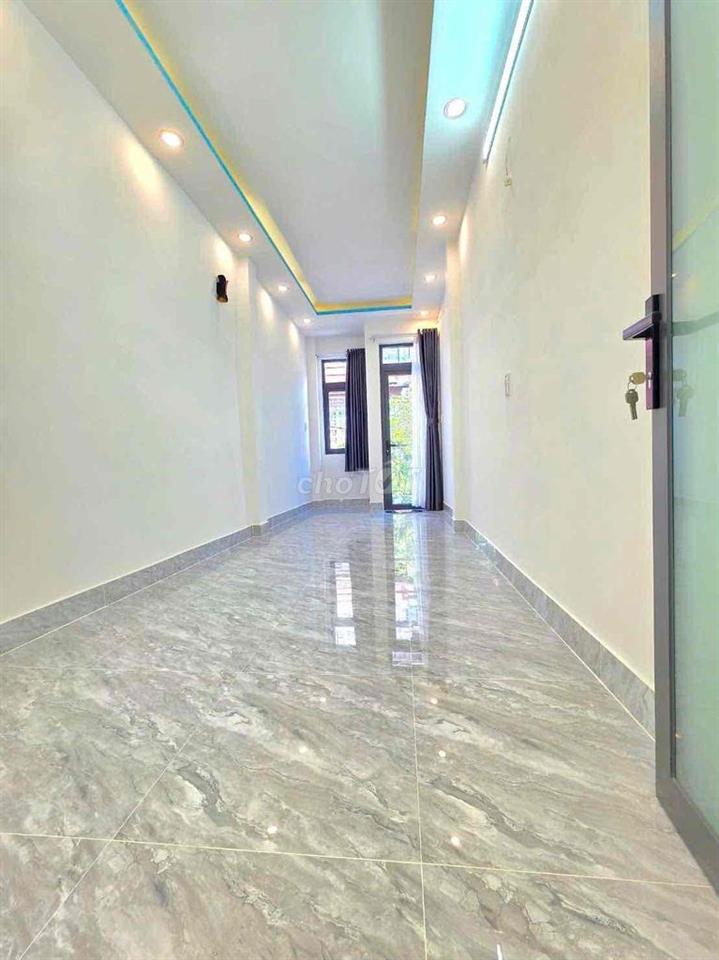 🔥 🔥 🔥nhà bán 1 lầu , có phòng ngủ dưới đất gần Phú Mỹ hưng quận 7 🔥 🔥
