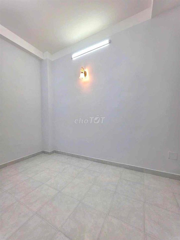 🔥 🔥 🔥nhà đẹp 2 lầu gần cầu Phú Xuân đường Huỳnh Tấn Phát 🔥 🔥 🔥