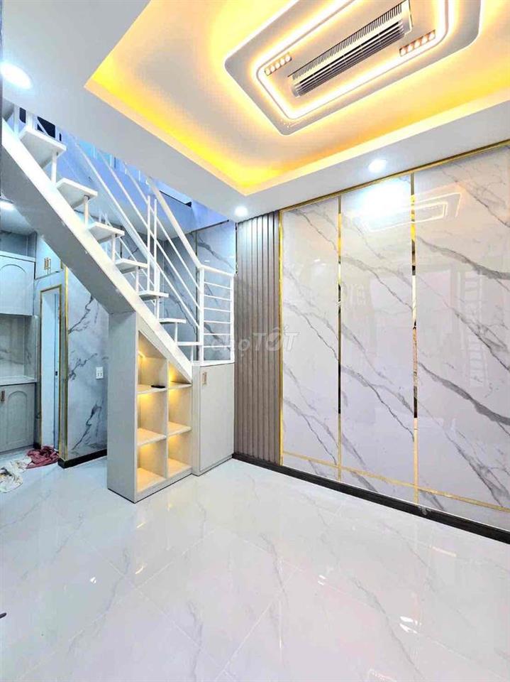 🔥 🔥 🔥 Nhà có sổ hồng đồng sở hữu 2 lầu, cạnh bên Q7 🔥 🔥 🔥