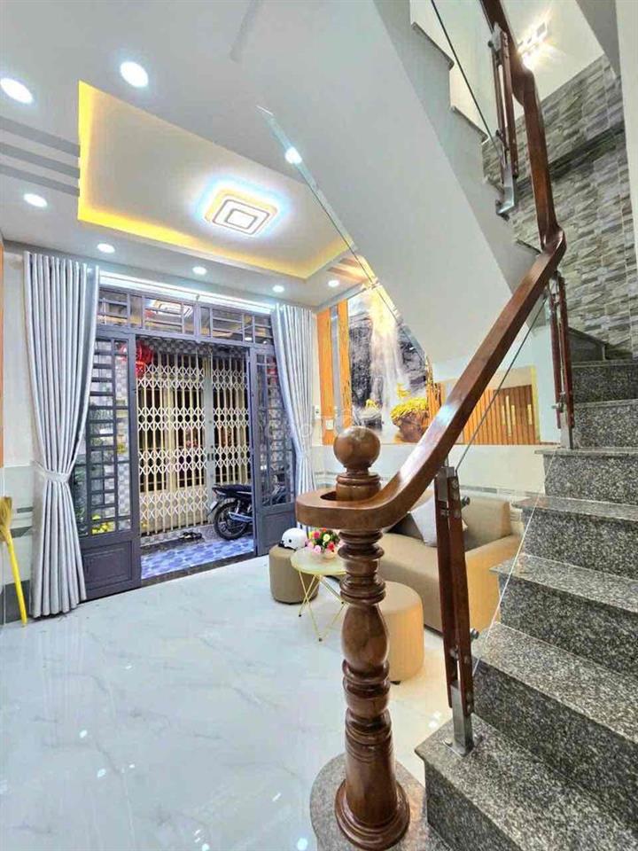 nhà bán có sổ hồng 1 lầu đường trước nhà 3m gần chợ với trường học🔥