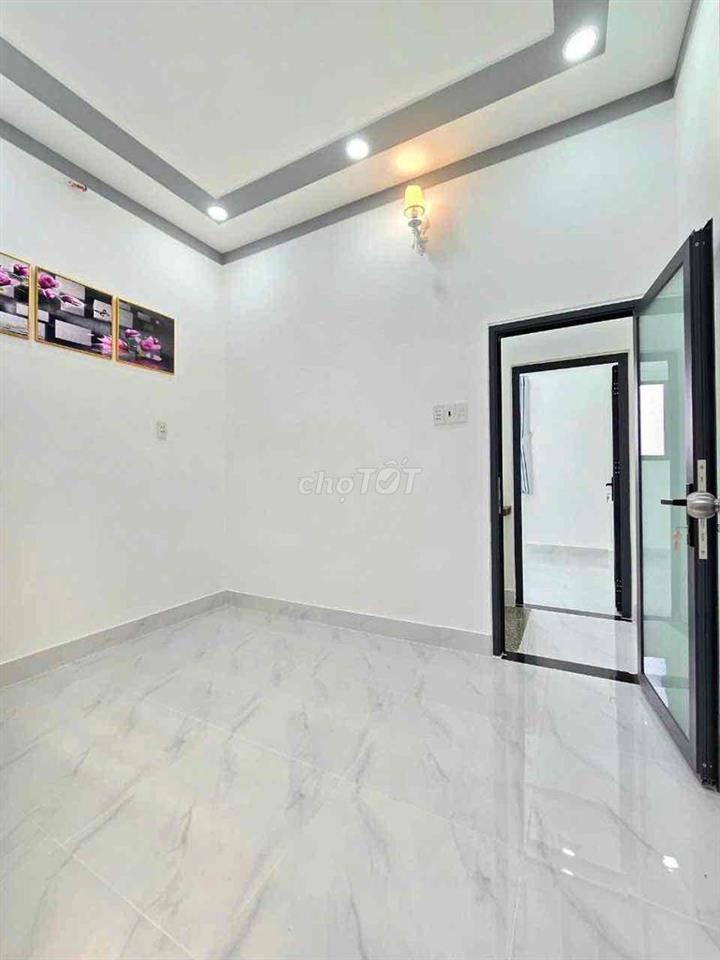 nhà bán có sổ hồng 1 lầu đường trước nhà 3m gần chợ với trường học🔥
