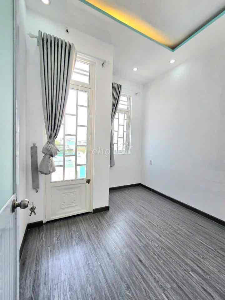 🔔🔔🔔 nhà 2 lầu , có sổ hồng gần cầu Phú Xuân, 2 tỷ 680tr  🔔🔔🔔