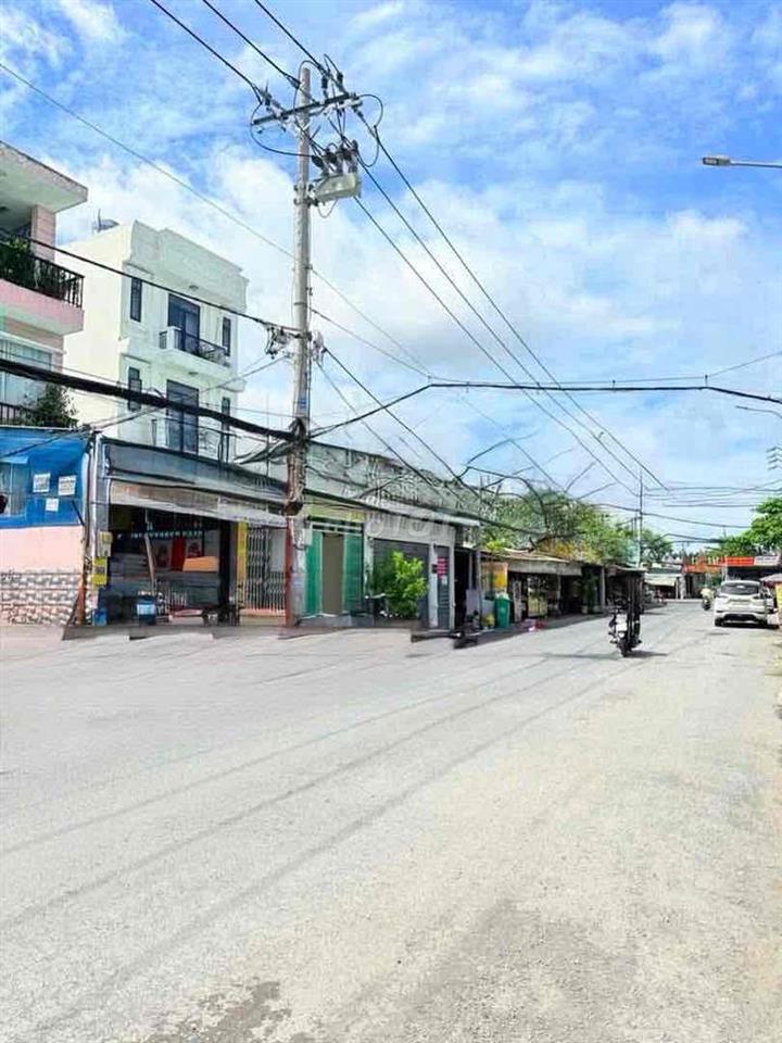 🔔🔔🔔 nhà 2 lầu , có sổ hồng gần cầu Phú Xuân, 2 tỷ 680tr  🔔🔔🔔