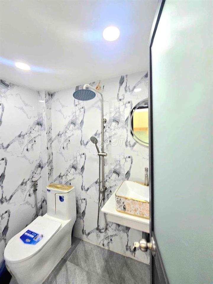 🔥🔥🔥nhà đẹp 100% 1 lầu , gần Phú Mỹ hưng quận 7🔥🔥🔥