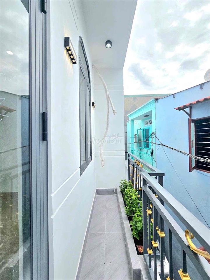 🔥🔥🔥nhà đẹp 100% 1 lầu , gần Phú Mỹ hưng quận 7🔥🔥🔥