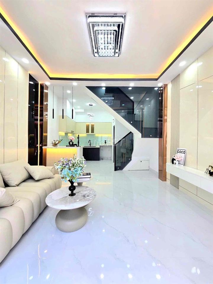 🔥🔥🔥nhà đẹp 100% 1 lầu , gần Phú Mỹ hưng quận 7🔥🔥🔥