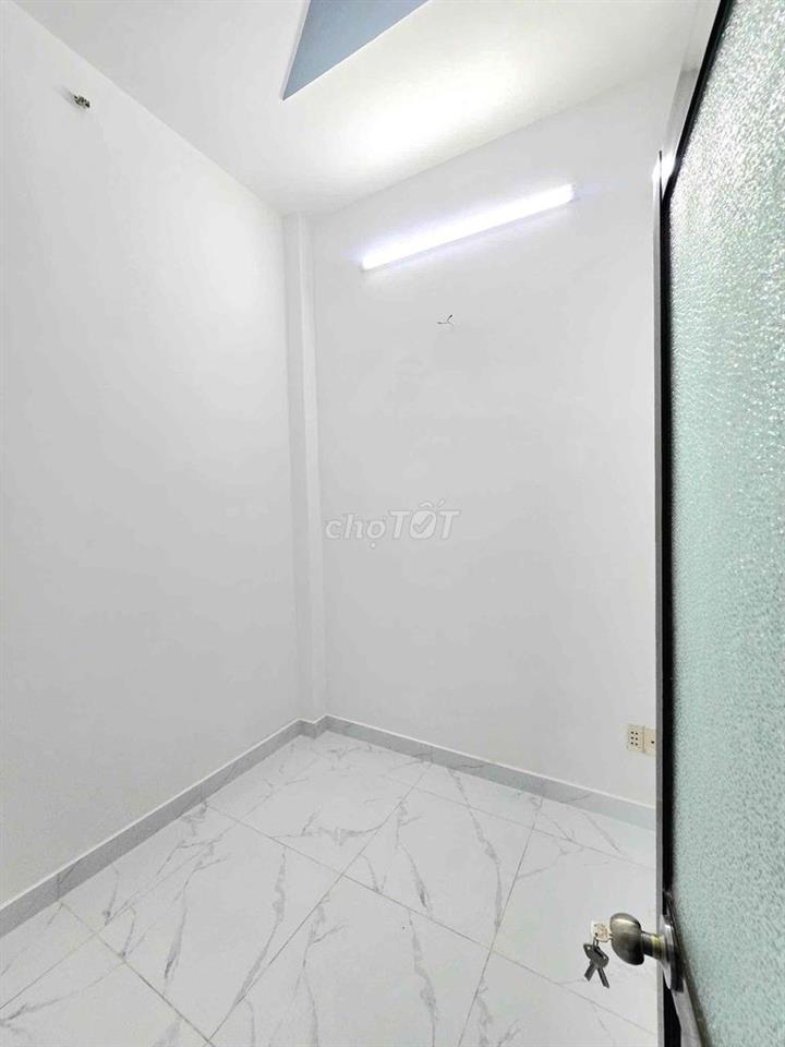🔥🔥🔥nhà bán mặt tiền hẻm 1 lầu có sổ hồng🔥🔥🔥