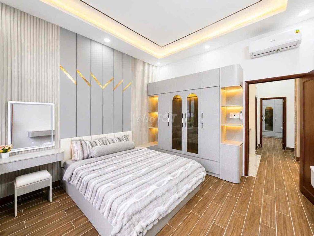 🔔🔔🔔nhà 1 lầu mặt tiền hẻm xe hơi full nội thất vị trí kinh doanh được🔔