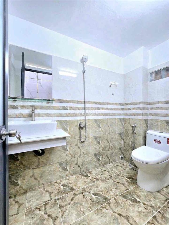 🔔🔔🔔Bán nhà hẻm 1806 cách xe hơi vài bước chân. Huỳnh Tấn Phát. Nhà Bè🔔