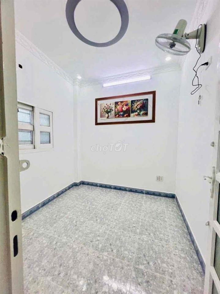 🔔🔔🔔nhà bán 4 x 10, 1 lầu , gần Phú Mỹ hưng quận 7🔔🔔🔔