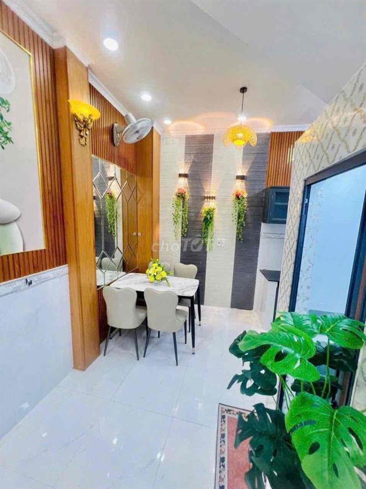 🔔🔔🔔nhà bán 4 x 10, 1 lầu , gần Phú Mỹ hưng quận 7🔔🔔🔔