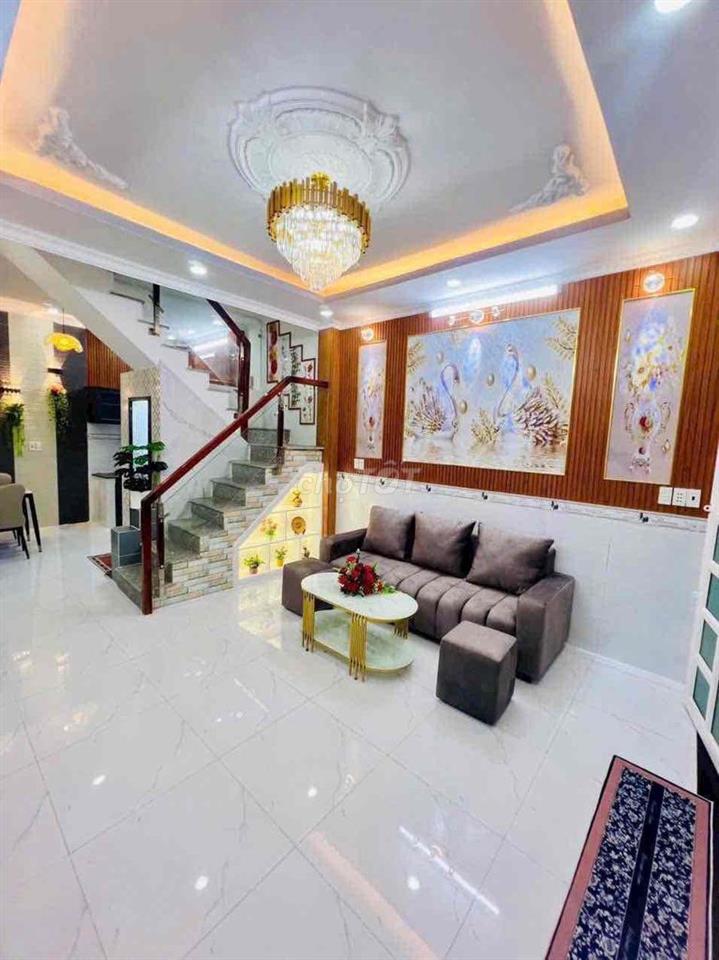 🔔🔔🔔nhà bán 4 x 10, 1 lầu , gần Phú Mỹ hưng quận 7🔔🔔🔔