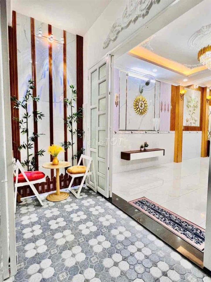 🔔🔔🔔nhà bán 4 x 10, 1 lầu , gần Phú Mỹ hưng quận 7🔔🔔🔔