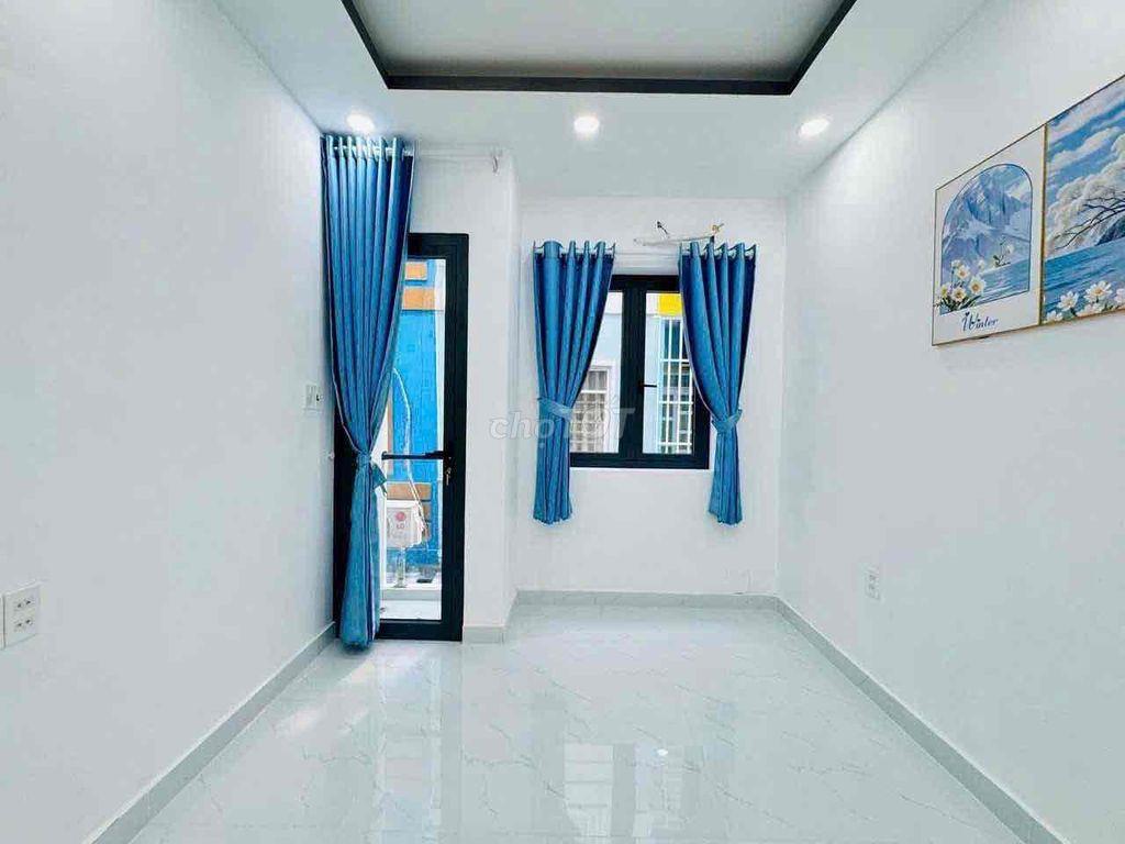 🔥🔥🔥2 tỷ 700 nhà bán chính chủ 2lầu sân thượng gần Phú Mỹ hưng q7🔥🔥🔥