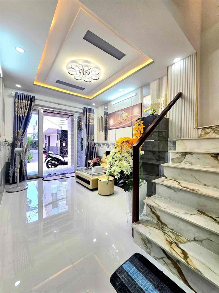 🔥 🔥 🔥 nhà bán mặt tiền hẻm 8 m,  gần quận 7 🔥 🔥 🔥