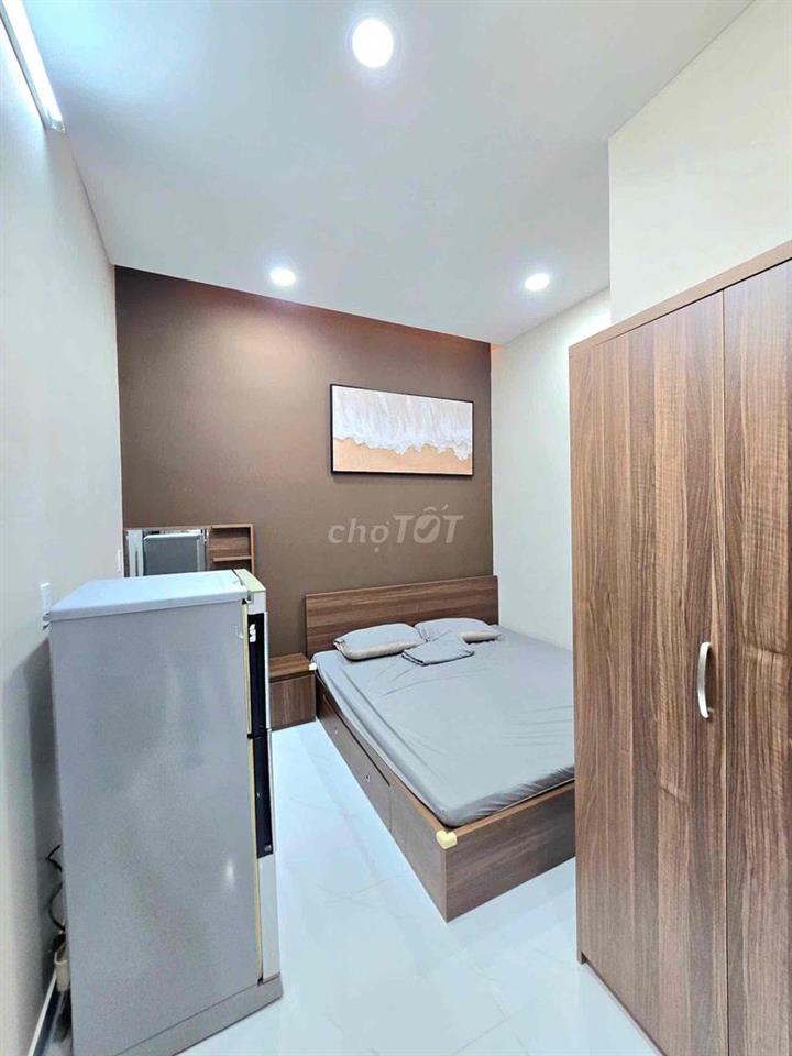nhà bán đường trước nhà 9 m gần quận 7 , gần khu chiết xuất Tân Thuận