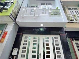 🔥🔥🔥nhà kế quận 7 sổ hồng 2 lầu đường xe hơi🔥🔥🔥