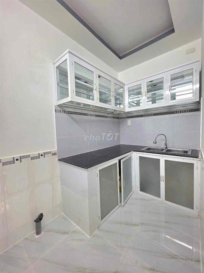 🔥🔥🔥nhà kế quận 7 sổ hồng 2 lầu đường xe hơi🔥🔥🔥