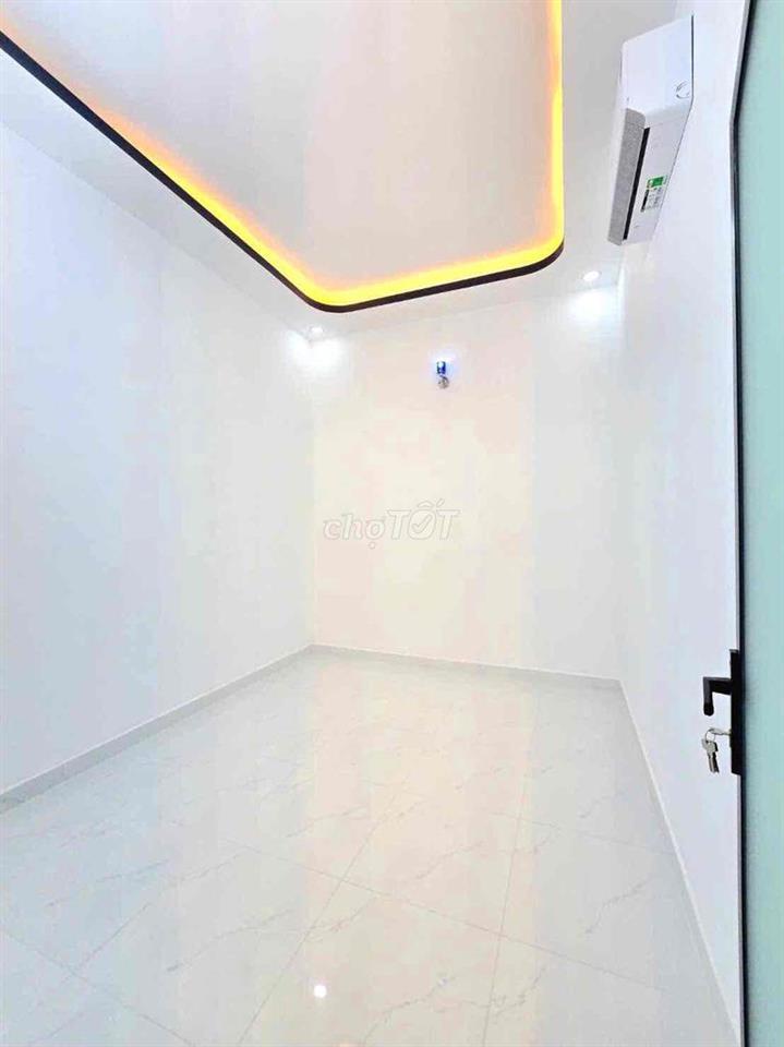 🔥🔥🔥nhà đường xe hơi 100 mét vuông gần quận 7🔥🔥🔥