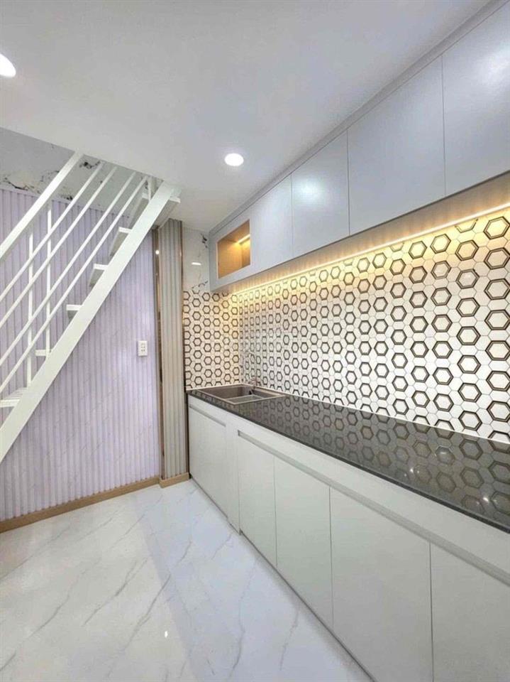 nhà đẹp 1 lầu vào ở liền gần đường lớn xe hơi🔔🔔🔔