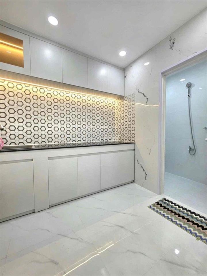 nhà đẹp 1 lầu vào ở liền gần đường lớn xe hơi🔔🔔🔔