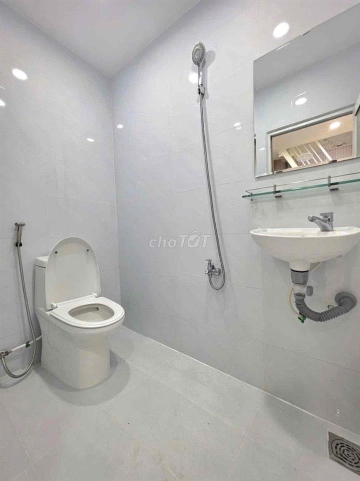 nhà đẹp 1 lầu vào ở liền gần đường lớn xe hơi🔔🔔🔔