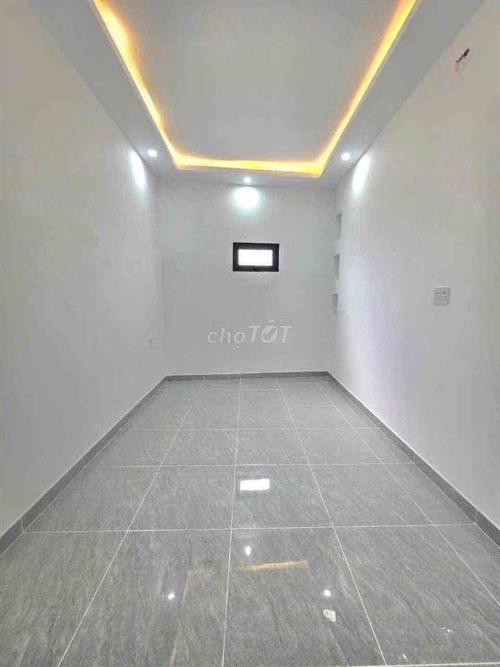 🔥🔥🔥nhà đường 6 m 1 lầu có phòng ngủ dưới đất cạnh bên Phú Mỹ hưng q7🔥