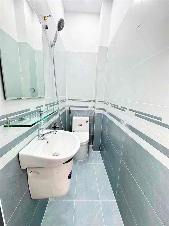 🔥🔥🔥nhà đẹp 1 lầu có sổ hồng 1 tỷ 790 cảnh bên Phú Mỹ hưng quận 7🔥🔥🔥