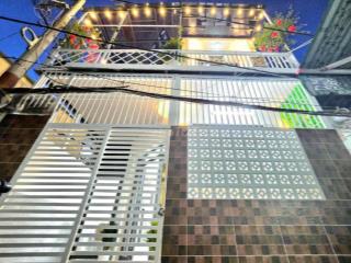 🔔🔔🔔nhà sổ hồng riêng góc 2 mặt tiền có phòng ngủ dưới đất🔔🔔🔔