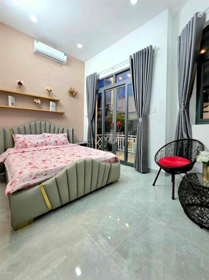 🔔🔔🔔nhà sổ hồng riêng góc 2 mặt tiền có phòng ngủ dưới đất🔔🔔🔔