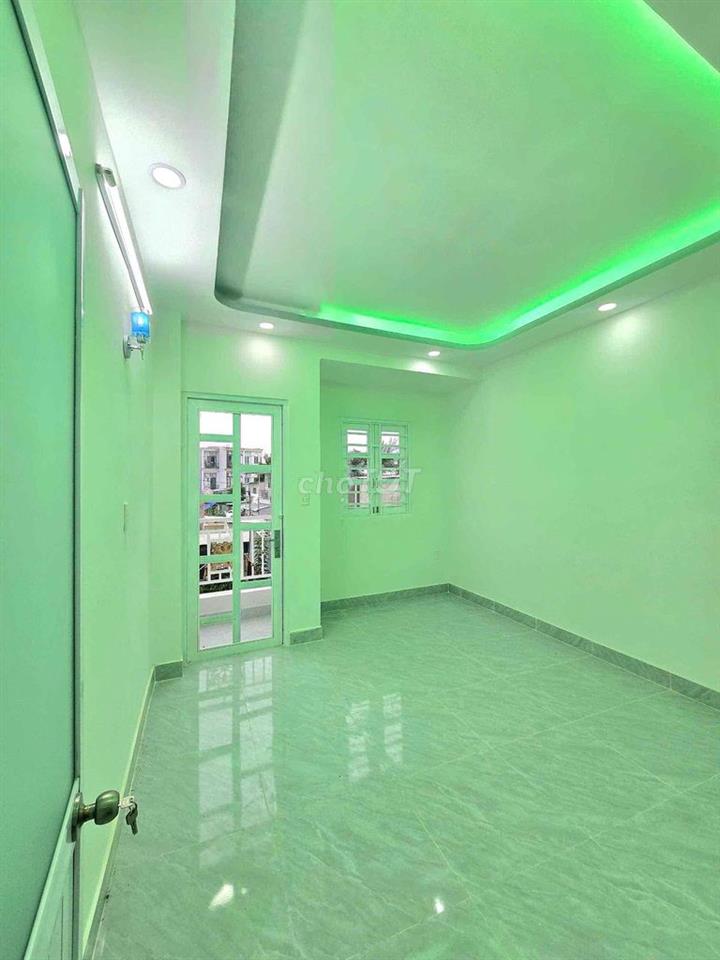 🔥🔥🔥nhà chính chủ 1 lầu , 4 phòng ngủ có phòng ngủ dưới đất🔥🔥🔥