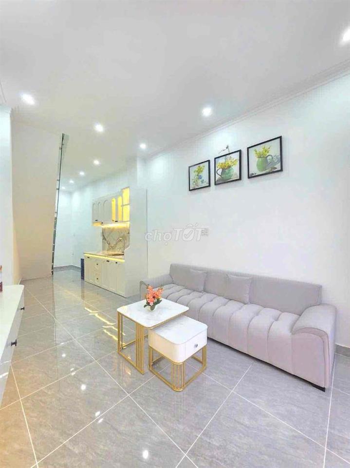 🔥🔥🔥nhà đường xe hơi 1 lầu , 3 phòng ngủ có phòng ngủ dưới đất🔥🔥🔥