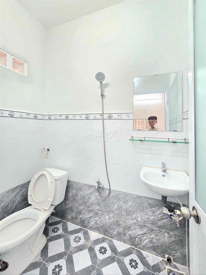 1 tỷ 400 nhà 1 lầu,  gần quận 7 gần cầu Phú Xuân