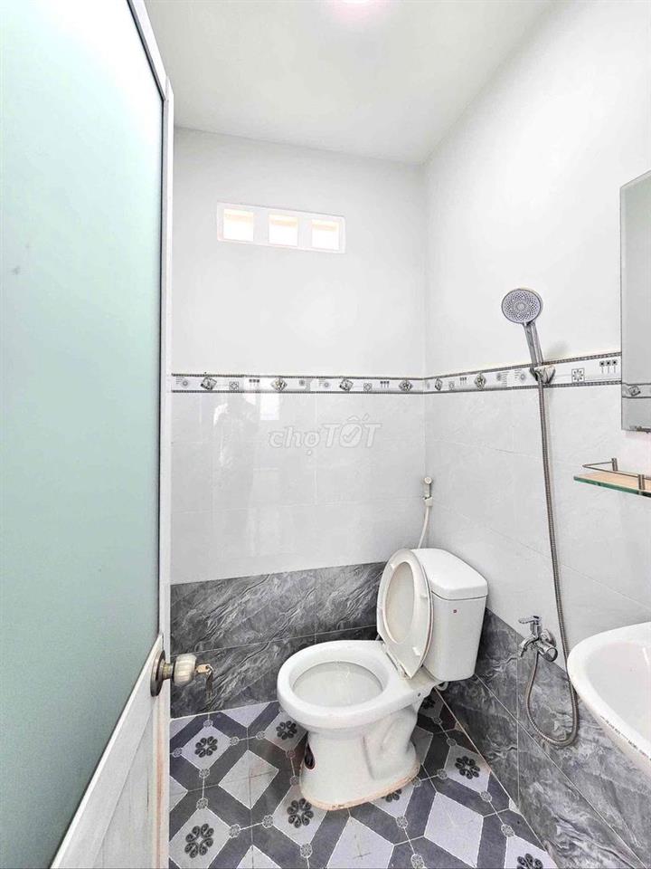 1 tỷ 400 nhà 1 lầu,  gần quận 7 gần cầu Phú Xuân