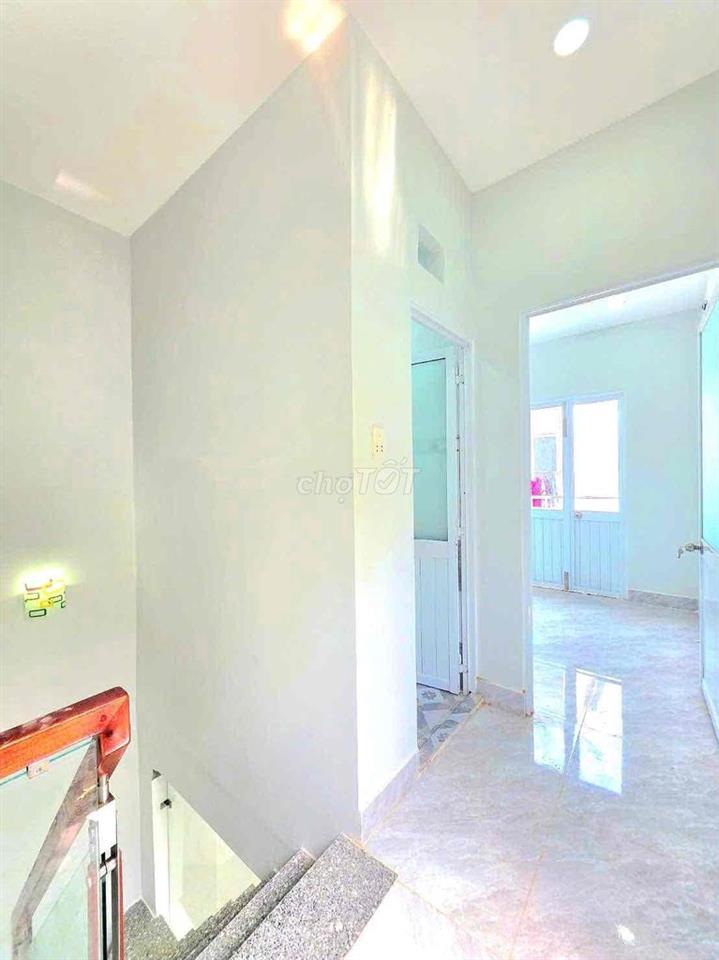 1 tỷ 390tr,  nhà xây mới gần quận 7 Huỳnh Tấn Phát