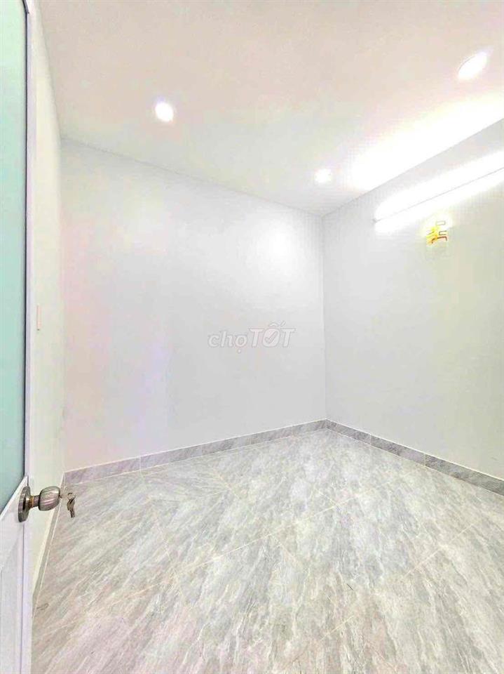 1 tỷ 390tr,  nhà xây mới gần quận 7 Huỳnh Tấn Phát