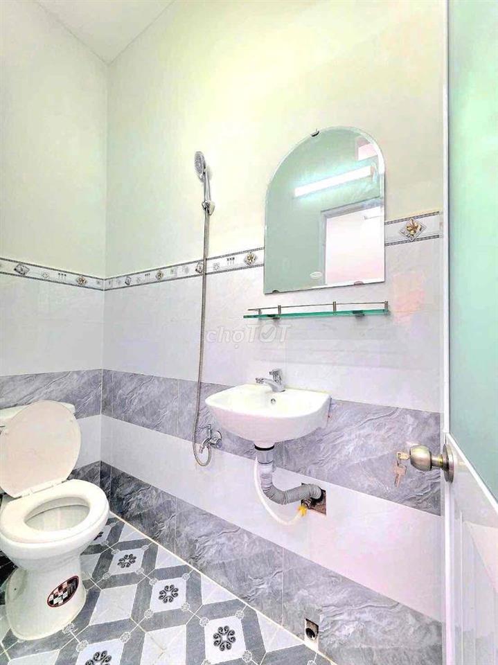 1 tỷ 390tr,  nhà xây mới gần quận 7 Huỳnh Tấn Phát