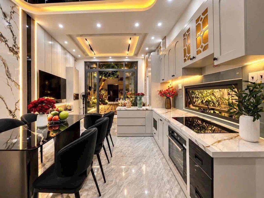 🔥🔥🔥nhà sân vườn cấp 4 thiết kế hiện đại, gần quận 7 🔥🔥🔥