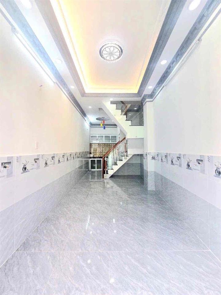 Bán nhà 3x9m 1 lầu 2PN 2WC đường Phạm hữu lầu