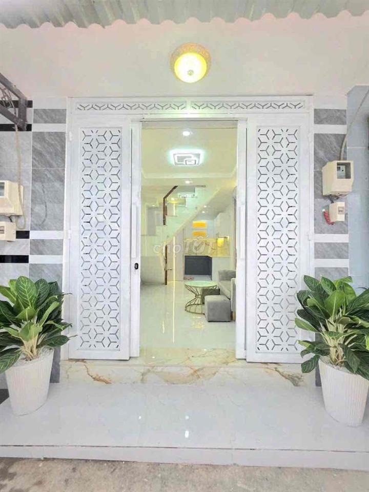 1 tỷ 470 nhà bán chính chủ 1 lầu,  có sổ gần quận 7
