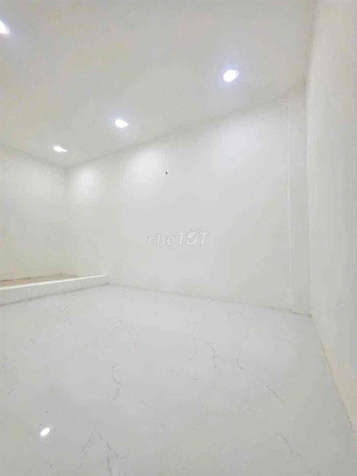 1 tỷ 470 nhà bán chính chủ 1 lầu,  có sổ gần quận 7
