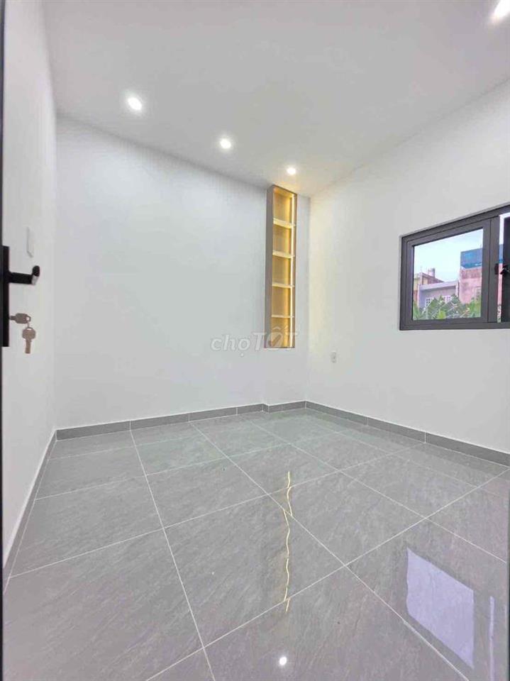 💰1 tỷ 450tr, nhà đẹp mới hoàn thiện , gần Phú Mỹ hưng quận 7