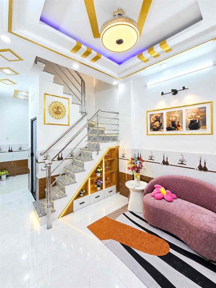 💰1 tỷ 700tr, nhà có sổ hồng 2 lầu,  gần Phú Mỹ hưng quận 7
