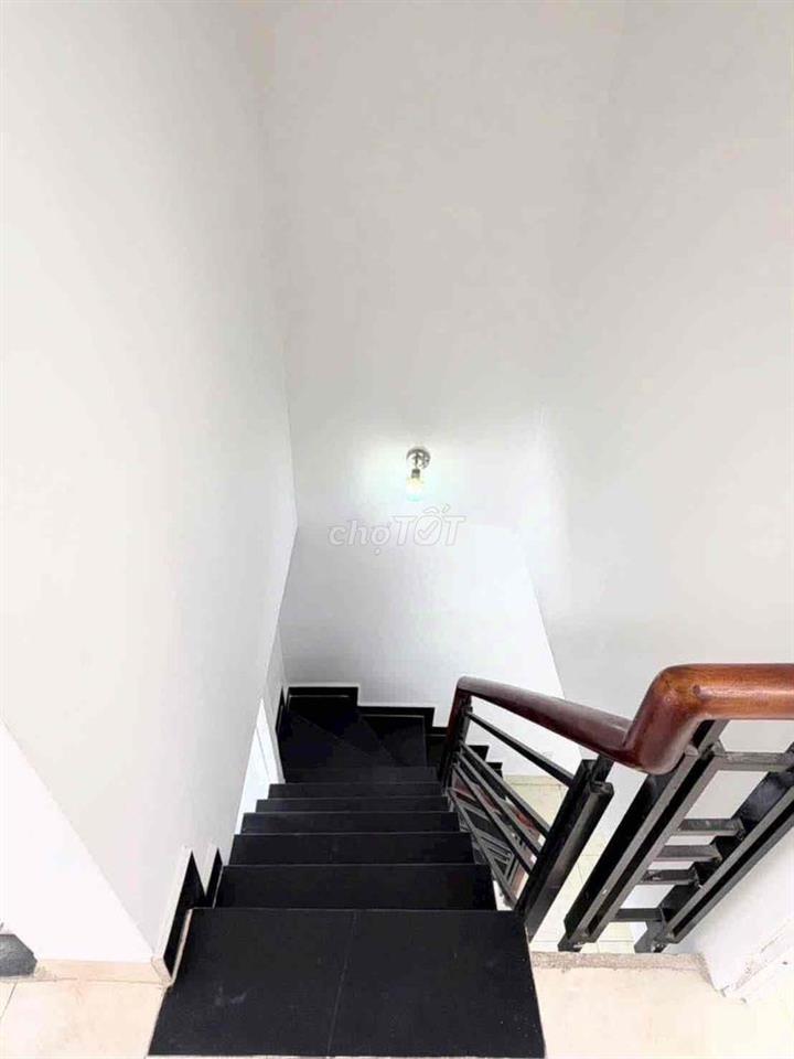 🔥🔥🔥2 tỷ 090 nhà đẹp đường trước nhà 4 m gần quận 7🔥🔥🔥