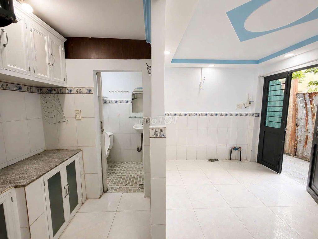 Bán Nhà SHR Đặng Nhữ Lâm 30m2 Ngay Chợ Phú Xuân